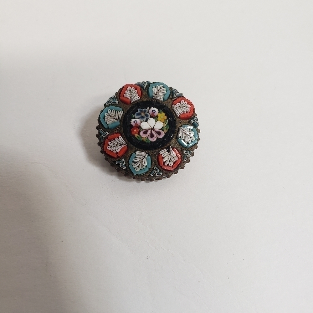 MICRO Mosaic Millefiori Brass Brooch Pin Made in Italy Floral Leaf Wreath - Picture 6 of 7